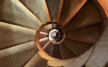 staircase-600468.jpg