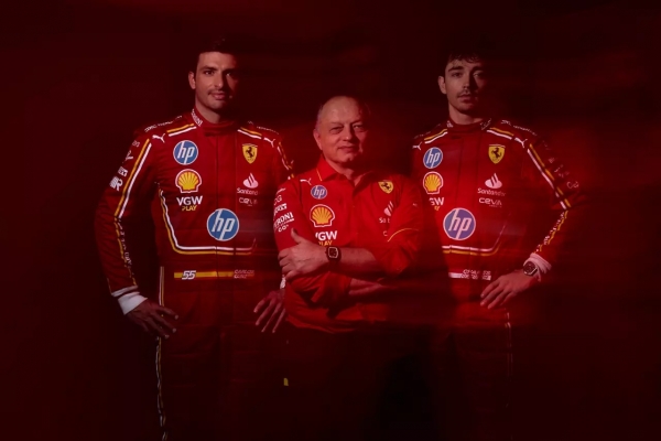 scuderia-ferrari-hp-group-shot.jpg