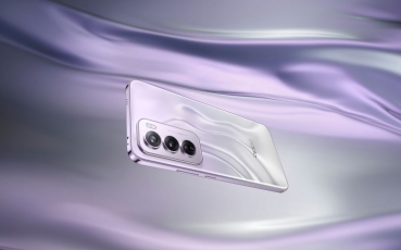 oppo-reno12-pro--nebula-silver.jpg