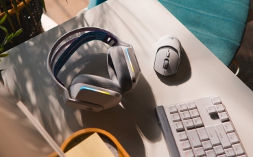 logitech-g309-g515.jpg