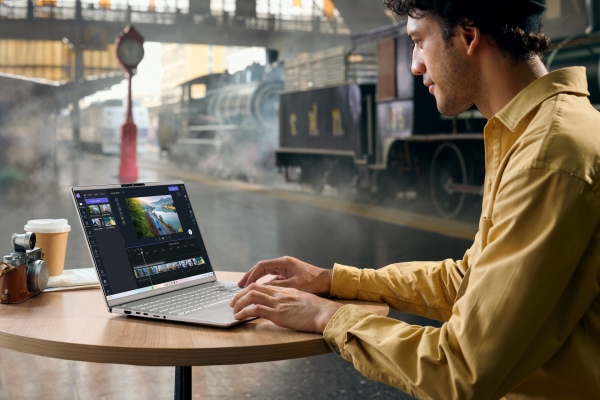 asus-vivobook-s-15-scenario-photo-04.jpg