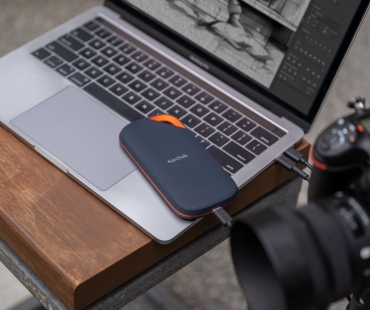 sndk-extreme-pro-portable-ssd-life-4-lr.jpg