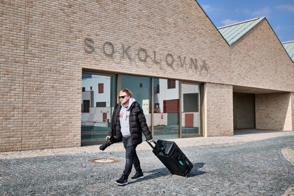 nataceni-stavby-sokolovny---foto-makepro.jpg