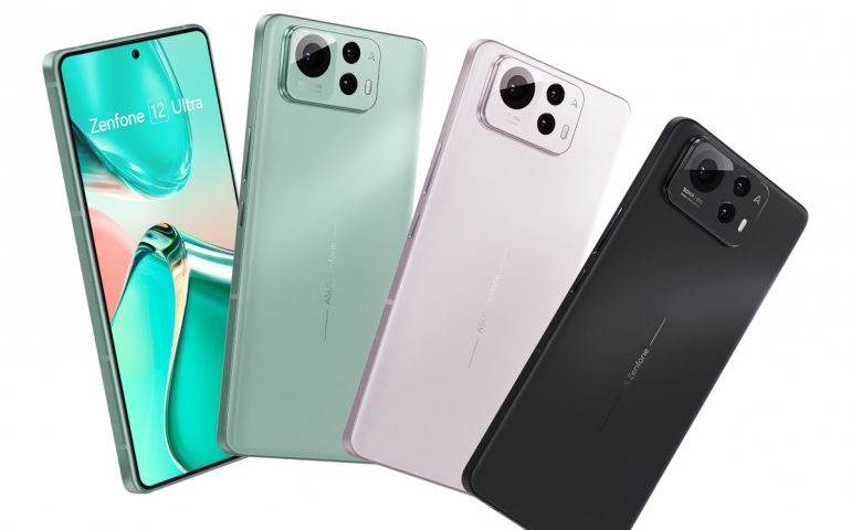 asuszenfone12ultra-group-2400.jpg