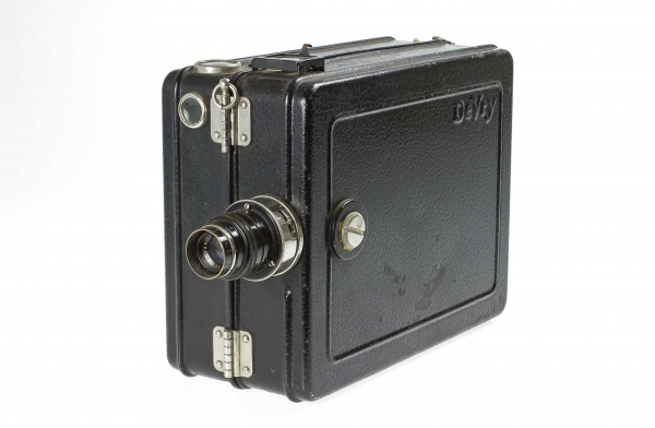 movie-camera--3571a-tdt.jpg