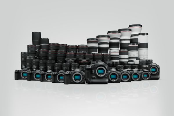 Canon oslavuje 3