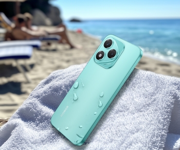 amber5g-waterproof1-cyan.jpg