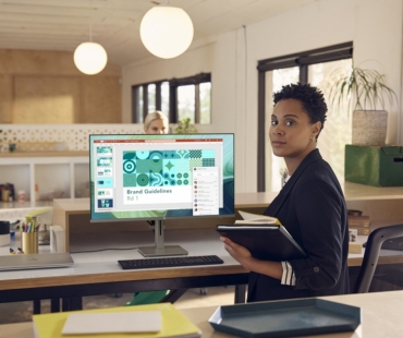 hp-series-5-27--fhd-monitor-–-527da--lifestyle.jpg