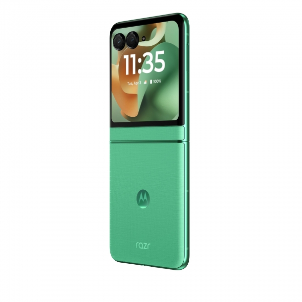 2025-razr60-basicpack-springbud-dyn-backside-left-open.jpg