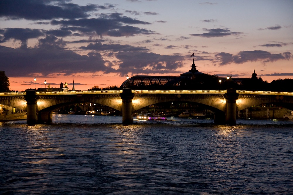 andrea-nemcova,-vecerni-plavba-po-seine.jpg