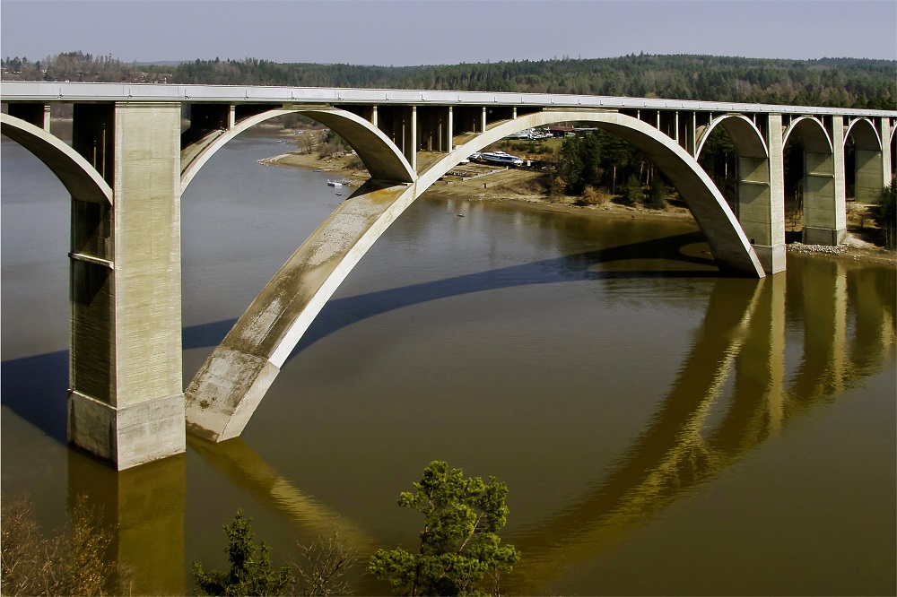 antonin-horak-tri-mosty.jpg