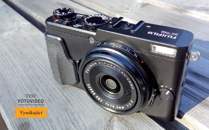 Fujifilm X70
