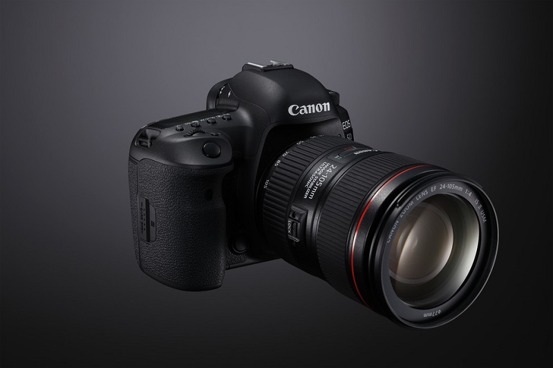 canon-eos-5d-mark-iv-fsr-w-ef-24-105mm-(2).jpg