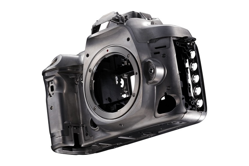 canon-eos-5d-mark-iv-magnesium-body.jpg