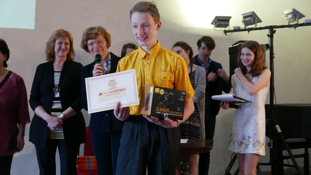 Předání cen pro absolutního vítěze Radka Votočka ze ZŠ Pěnčín