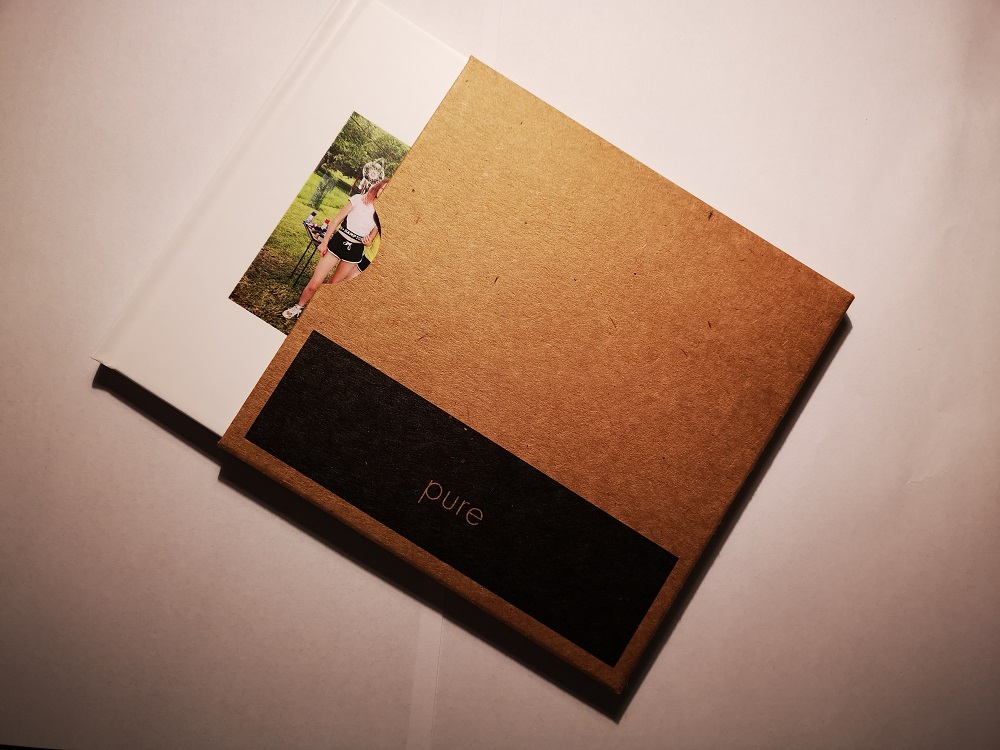 CEWE FOTOKNIHA Pure