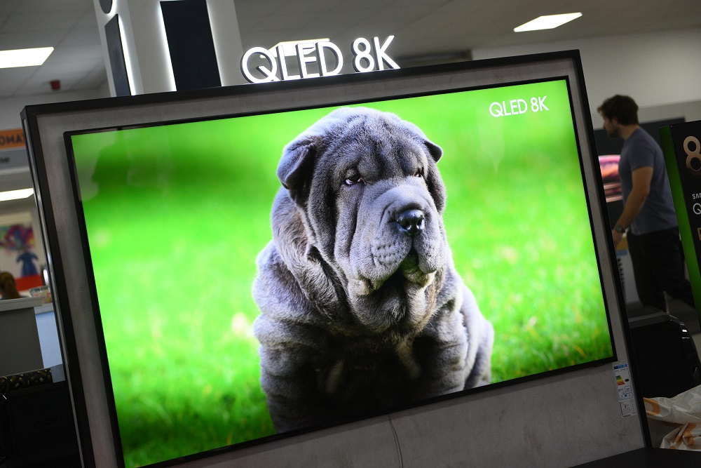 qled-8k-(1).jpg