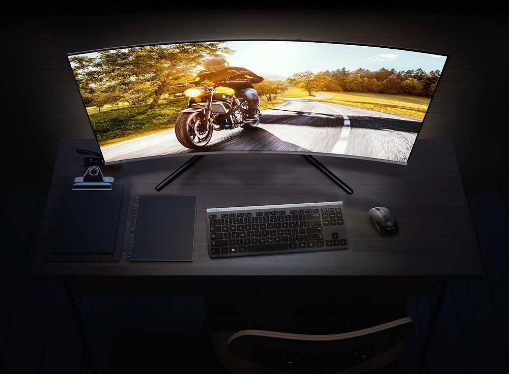 samsung-ur59c-32”-monitor-(2).jpg