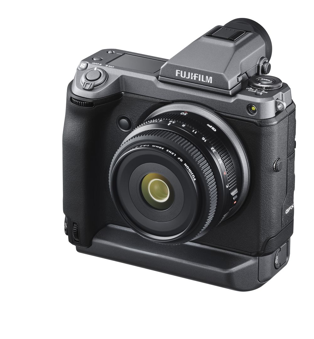 gfx-100-leftobl+evf+gf50mm.jpg