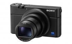 rx100vii-right-tele.jpg