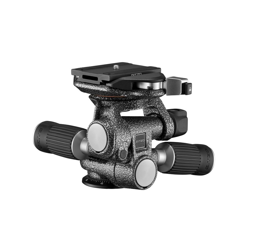ghf3w-trequarti-front-compact.jpg
