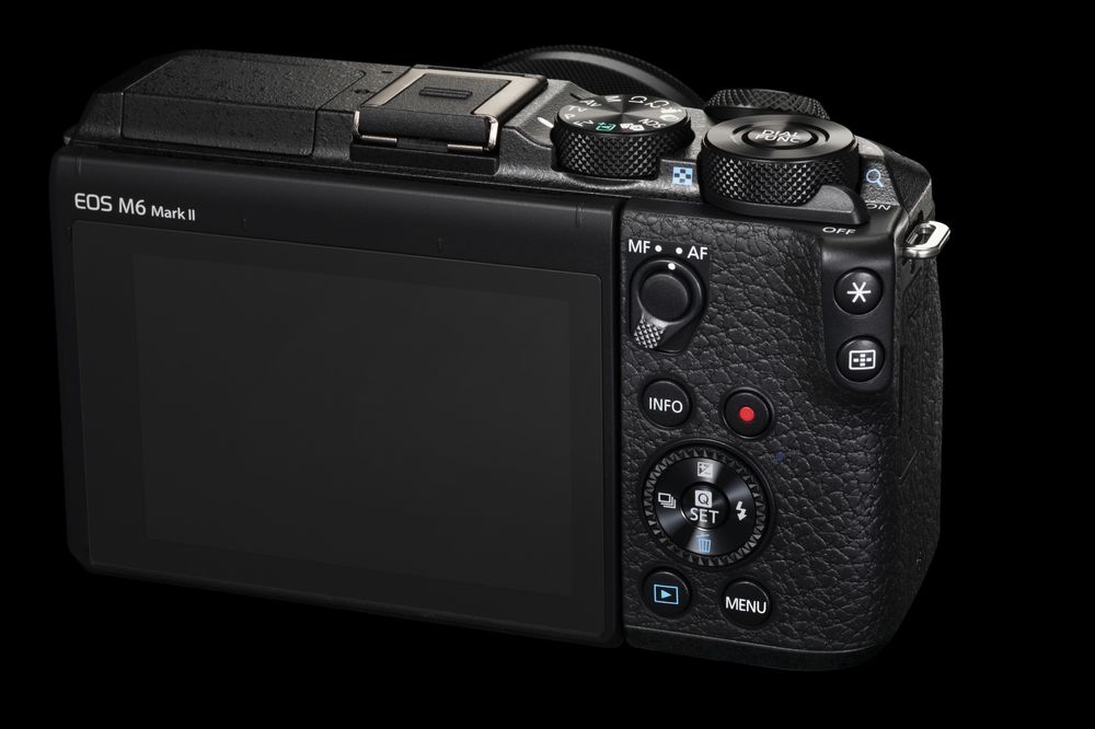 canon-eos-m6-markii-04.jpg