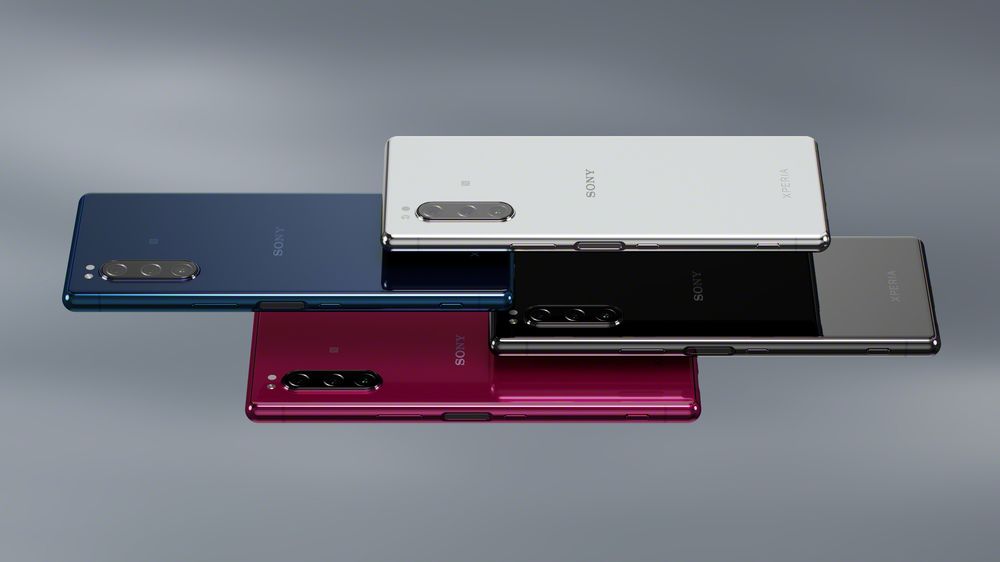 xperia-5-family-(6).jpg