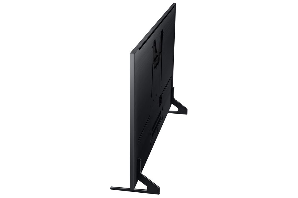 q950rgtxzg-007-back-dynamic-black.jpg