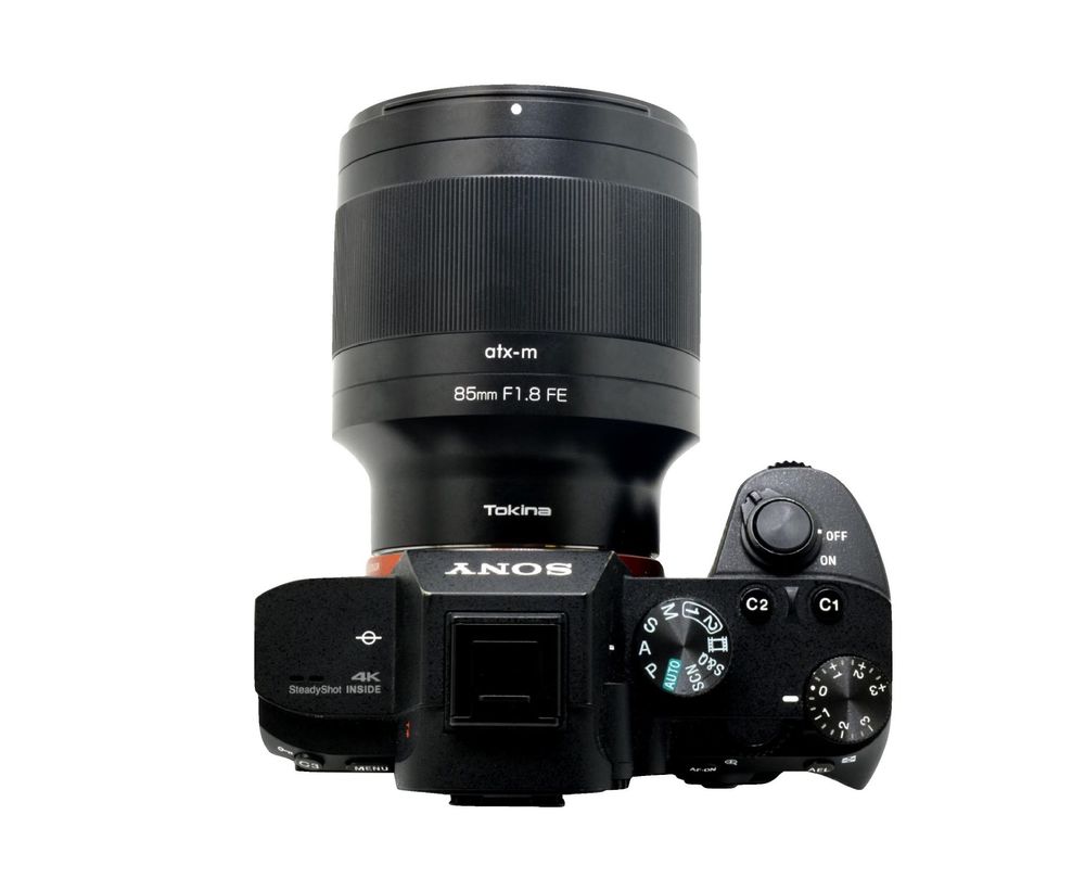 tokina-atx-m-85mm--002.jpg