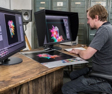 eizo-photographer-4-no-expiration-.jpg