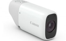 CANON PowerShot ZOOM Essential Kit