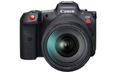 canon-eos-r5-c-front-rf24-70mmf2.8lisusm.jpg