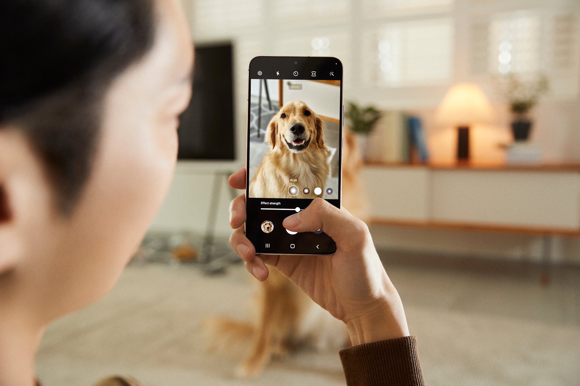 1-12-galaxy-s22-plus-pet-portrait-hi.jpg