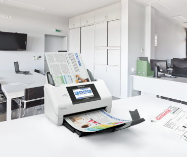 ds-790wn-lifestyle-office-scanway.png