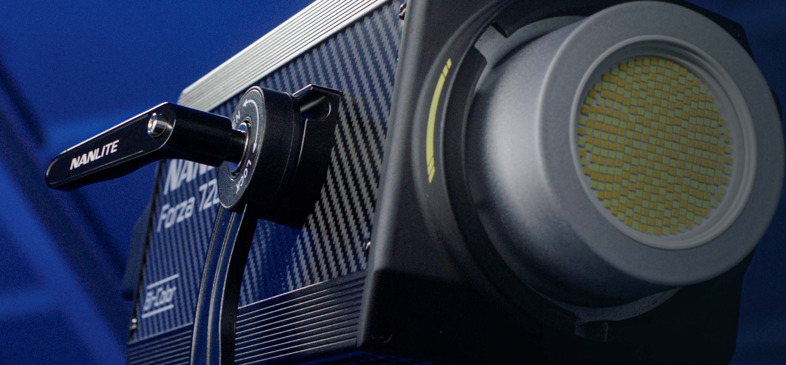 nanlite-forza720-lifestyle-11.jpg