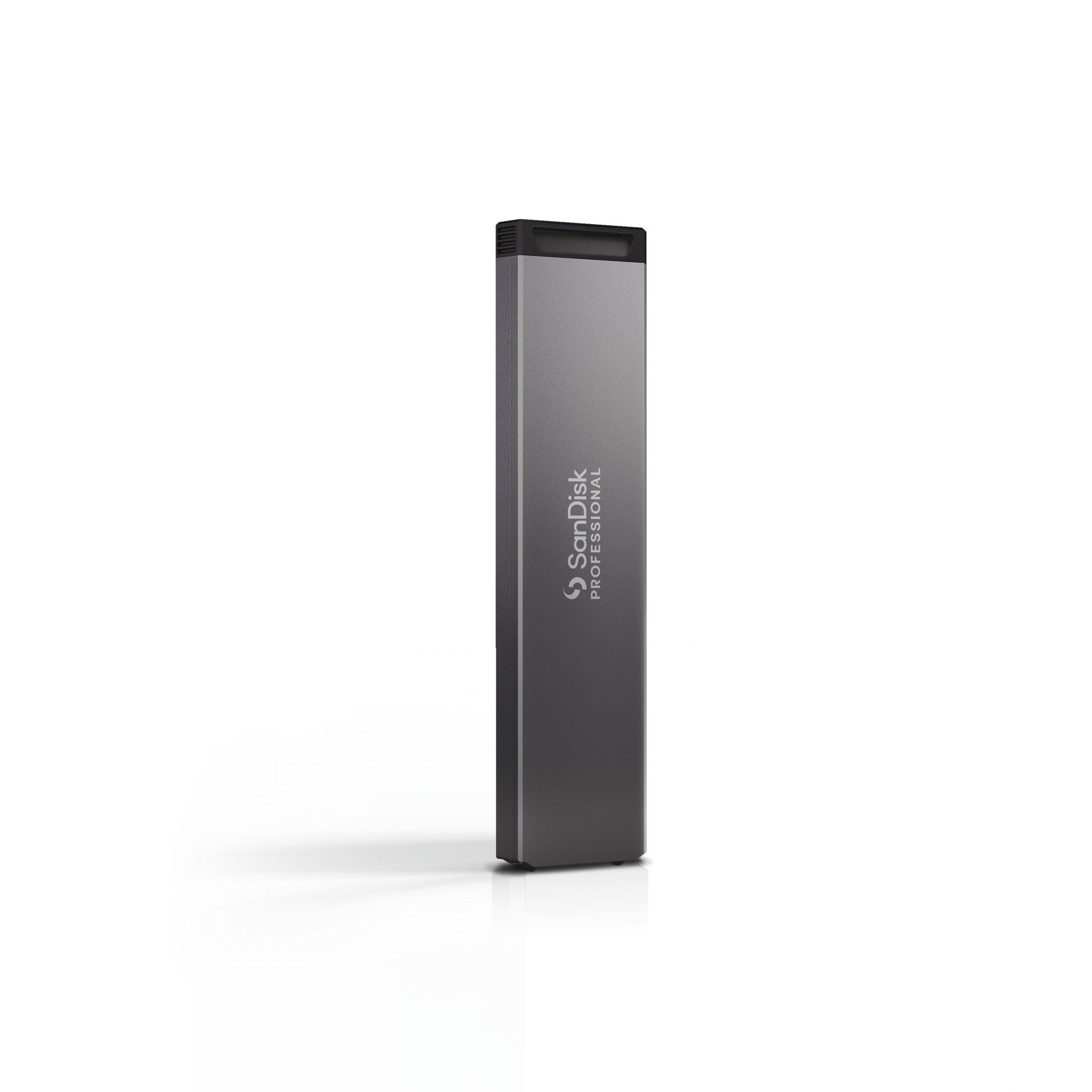 en-us-sdkp.pro-blade-ssd-mag.prodimg.standing-left-facing-hr.jpg