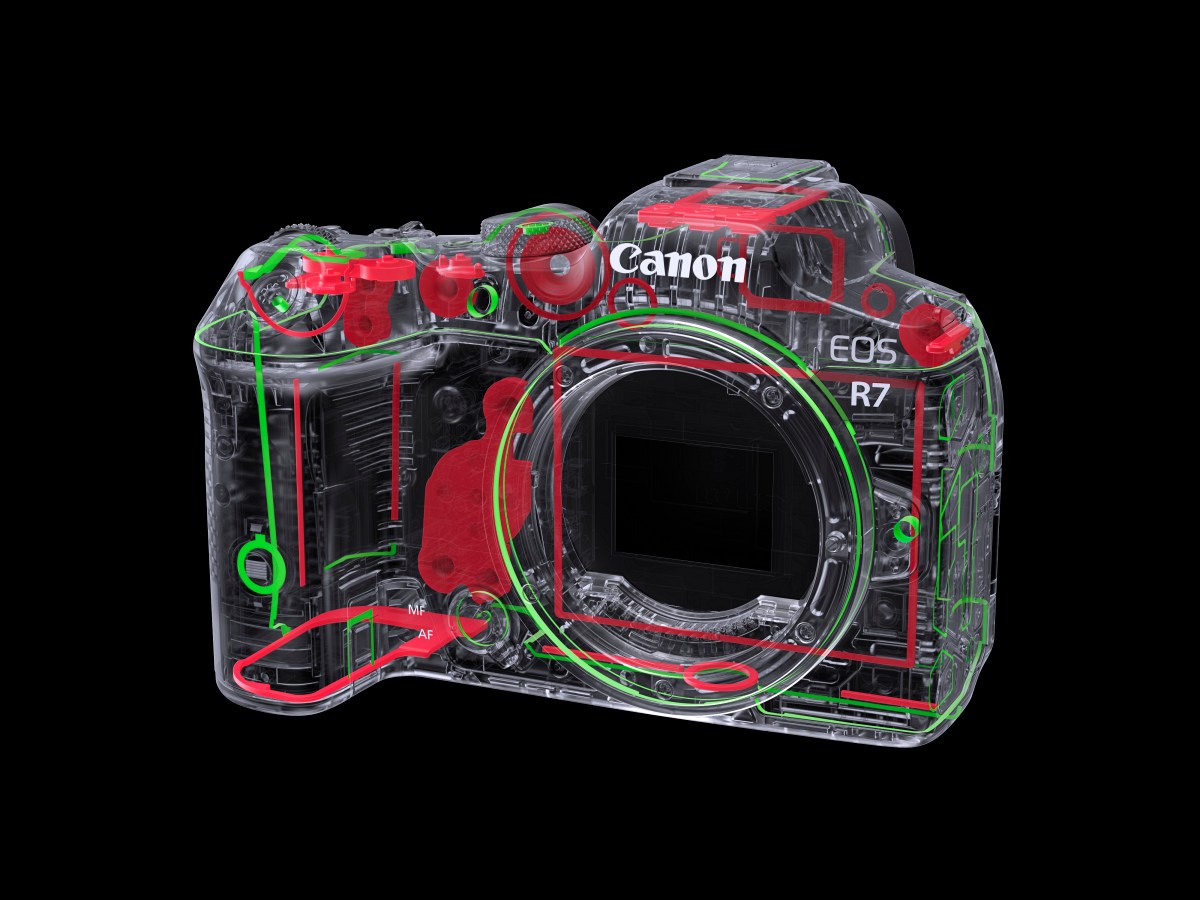 canon-eos-r7-c01-sealing-front-52092358527-o.jpg