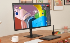 viewfinity-s8-(3).jpg