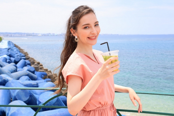 rf-15-30-mm-f45-63-is-stm-r7-portrait-cinc-sample-095a40091-52207914022-o.jpg