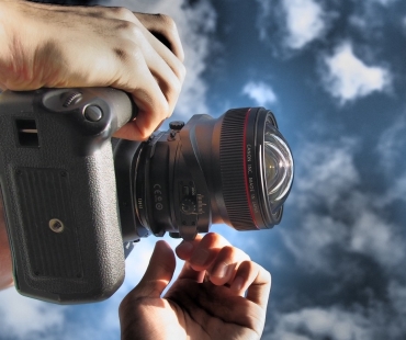canon---5d-mark-ii---ts-e-17mm-f4l-(7314113574).jpg