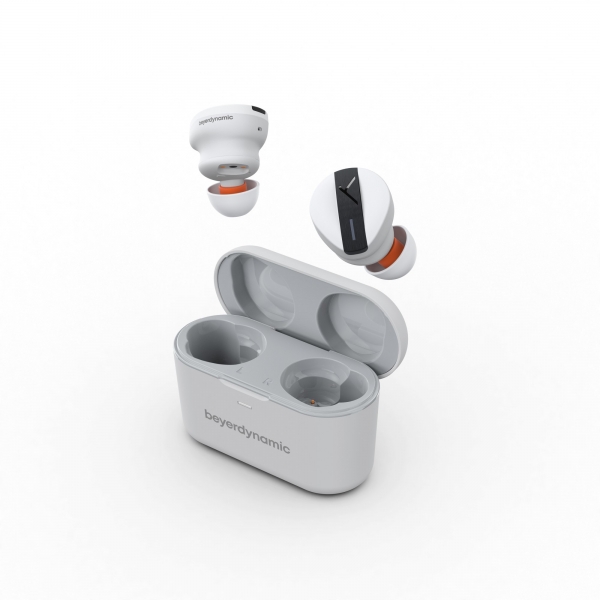 beyerdynamic-freebyrd-21-01-case-open-floating-earbuds-grey-v1.jpg