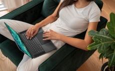 dell-xps-15-lifestyle.jpeg