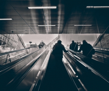 escalators-3863163.jpg
