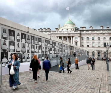 001-photo-london-2023-sommerset-house-nadvori-foto-vaclav-podestat.jpg