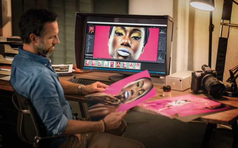 monitory-eizo-2.jpg
