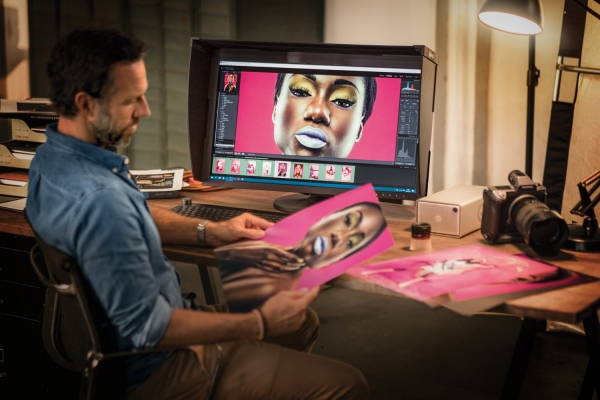 monitory-eizo-2.jpg