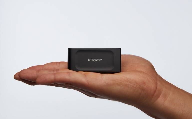 kingston-xs1000-small.jpg
