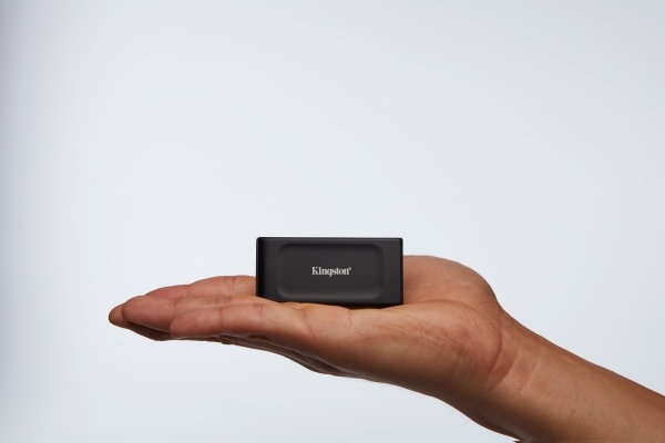 kingston-xs1000-small.jpg
