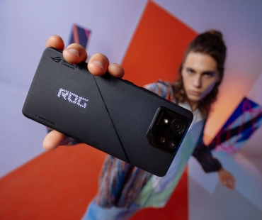 rog8-pro-trendy-03-ww.jpg