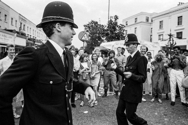 6-cerna-a-bila-vladimir-birgus,-londyn,-1987.jpg